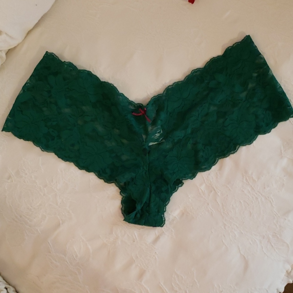 Sexy Emerald Green Lace Cheeky Panties